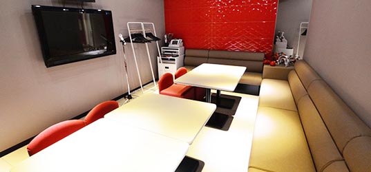 Beeカラボーカルスクール 両国駅前店